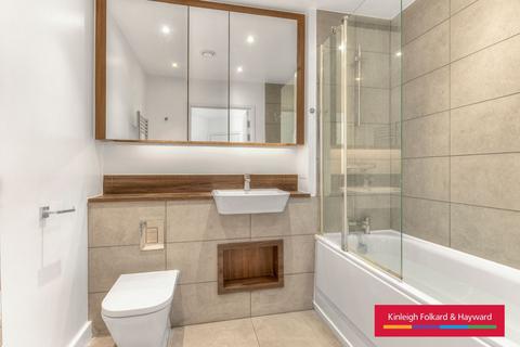 1 bedroom flat to rent, Adenmore Road, Catford, London, SE6