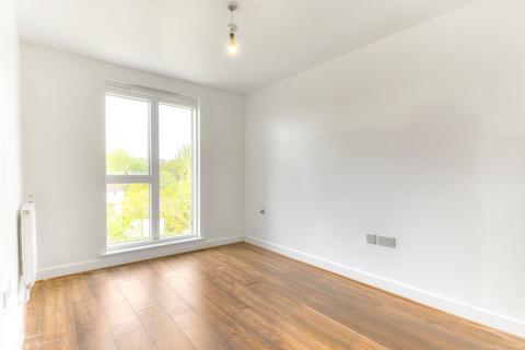 1 bedroom flat to rent, Adenmore Road, Catford, London, SE6