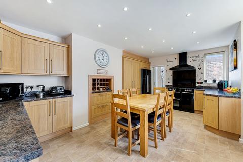 5 bedroom semi-detached house for sale, Ditchfield Road, Widnes WA8