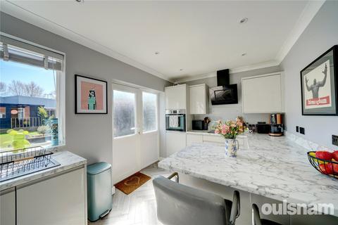 18 Bewdley Road, Birmingham, B30 2YE