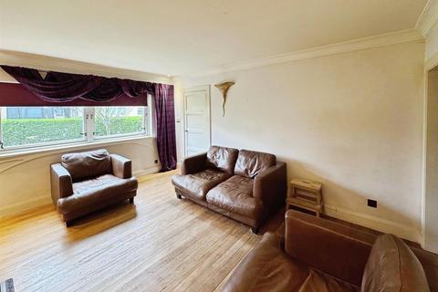 164 Millburn Avenue, Clydebank, G81 1ET