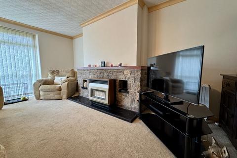 4 bedroom detached house for sale, Ffordd Pendyffryn, Holyhead, LL65