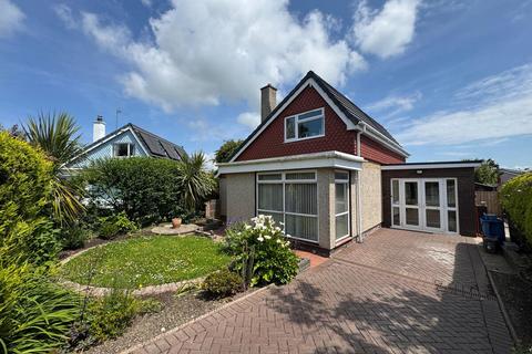 undefined, Ffordd Pendyffryn, Valley, LL65