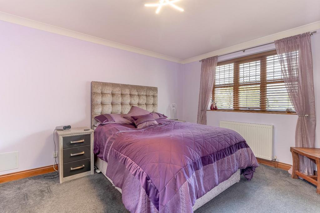 Master Bedroom - A.jpg