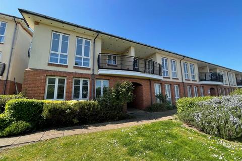 2 bedroom flat for sale, Fort Road, Newhaven