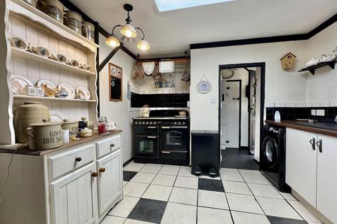 2 bedroom end of terrace house for sale, Station Road, Southminster