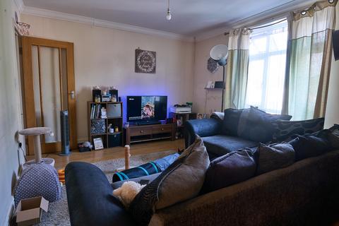 4 bedroom terraced house for sale, Station Road, Addlestone KT15
