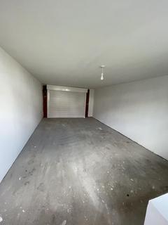 Garage to rent, London TW4