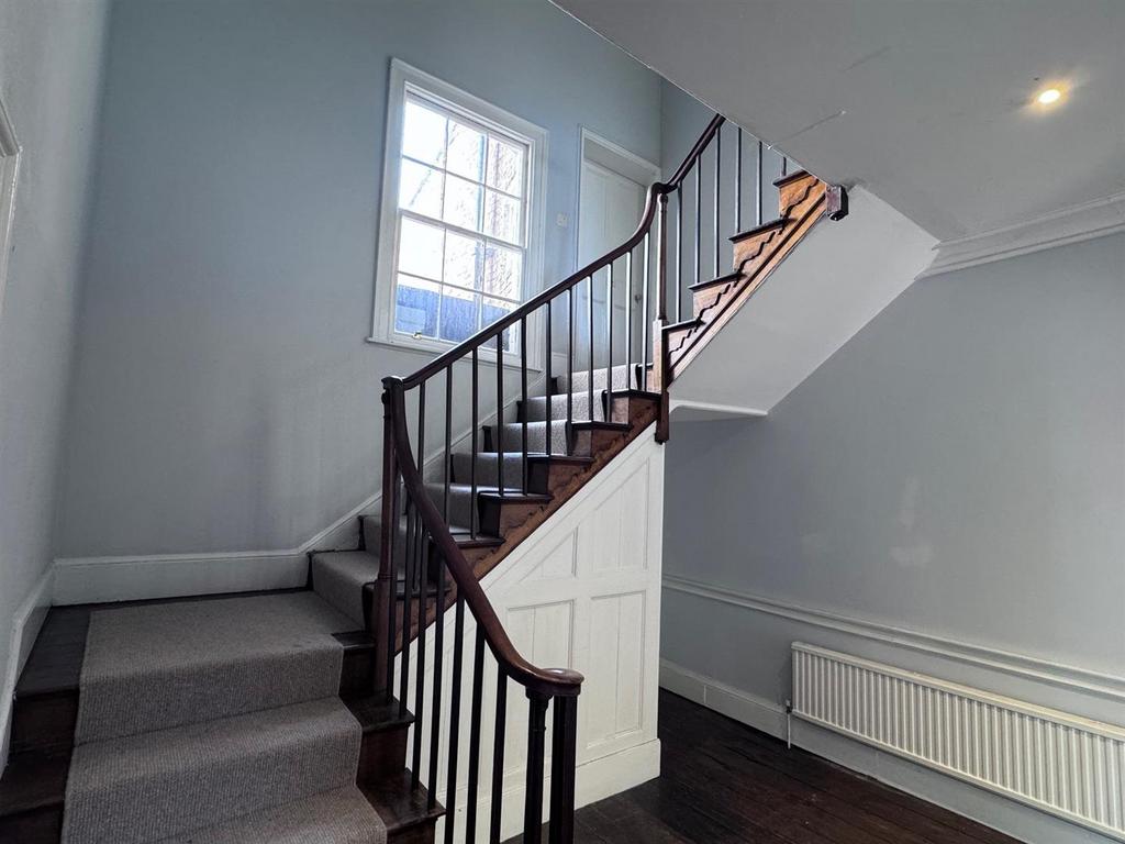 Stairs with midway window.jpg