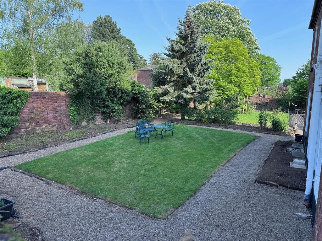 High level garden shot.jpg