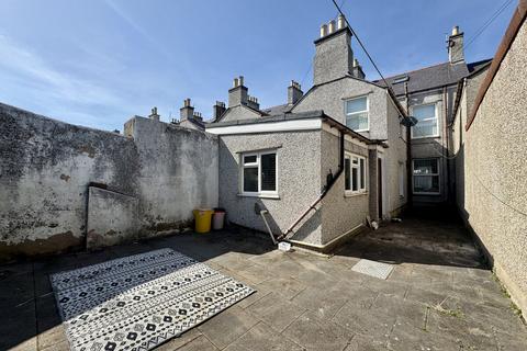 3 bedroom terraced house for sale, Kings Road, Holyhead, LL65