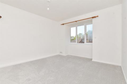 1 bedroom flat for sale, Rossignol Gardens, Carshalton SM5
