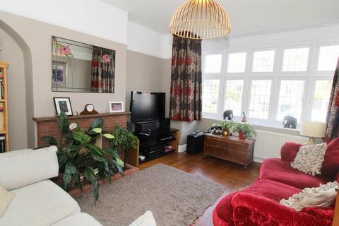 63 The Crescent, West Wickham, BR4 0HD