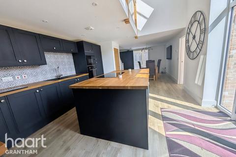 5 bedroom barn conversion for sale, Highgate, Sleaford