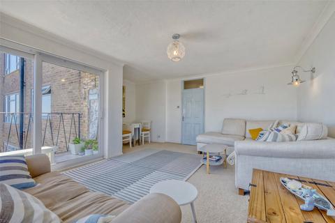 2 bedroom apartment for sale, Eastern Esplanade, Thorpe Bay, Essex, SS1