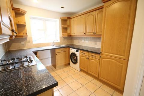 16 Falcon Wood, Leatherhead, KT22 7TF