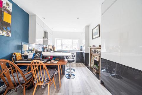 26 Dordrecht Road, London, W3 7TF