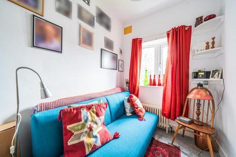 26 Dordrecht Road, London, W3 7TF