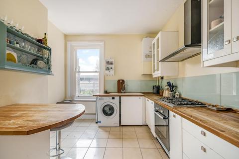 Sternhold Avenue, Balham, London, SW2