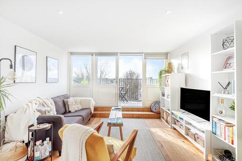 1 bedroom flat for sale, Balham High Road, Balham, London, SW17