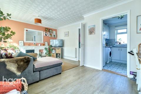 16 Mottram Close, Ipswich, IP2 9XQ