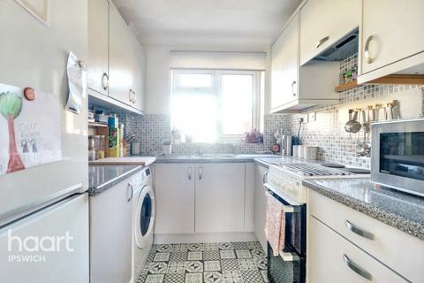 16 Mottram Close, Ipswich, IP2 9XQ