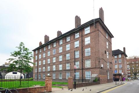 Shadwell Gardens, Shadwell, London, E1