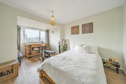 12 Thornsett Place, London, SE20 7XD