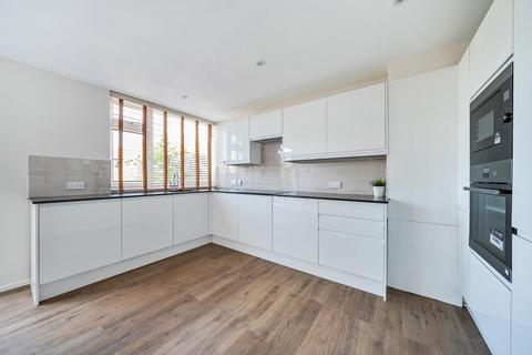 1 Holmdene Close, Beckenham, BR3 6QG