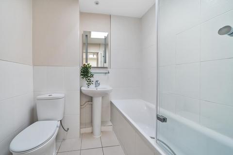 1 Holmdene Close, Beckenham, BR3 6QG
