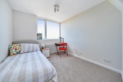 1 Holmdene Close, Beckenham, BR3 6QG