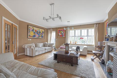 4 bedroom detached house for sale, Deveraux Close, Beckenham, Kent, BR3