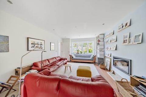 9 Edgefield Close, Beckenham, BR3 1DJ