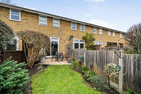 7 Betts Close, Beckenham, BR3 4XP