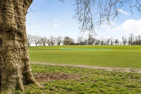 1 bedroom flat for sale, Hilly Fields Crescent, Brockley, London, SE4
