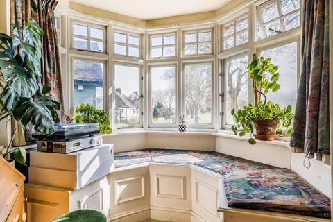 1 bedroom flat for sale, Hilly Fields Crescent, Brockley, London, SE4