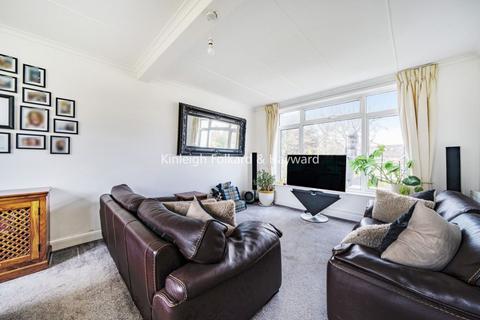 2 Highfield Drive, Bromley, BR2 0RX