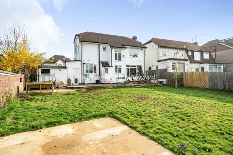 2 Highfield Drive, Bromley, BR2 0RX