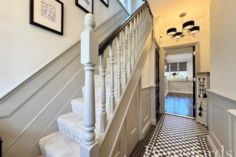 114 Cecil Avenue, Hornchurch, RM11 2ND