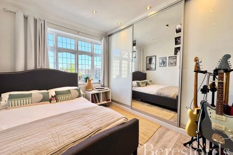 114 Cecil Avenue, Hornchurch, RM11 2ND
