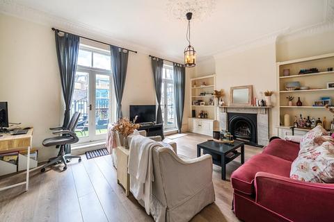 3 bedroom flat for sale, Shepherds Bush Road, Brook Green, London, W6