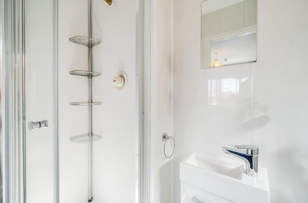 En-Suite Shower