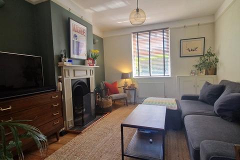 2 bedroom terraced house to rent, Oxford Road, Windsor, SL4