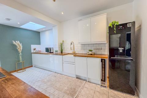 186 Southend Lane, London, SE6 3DP