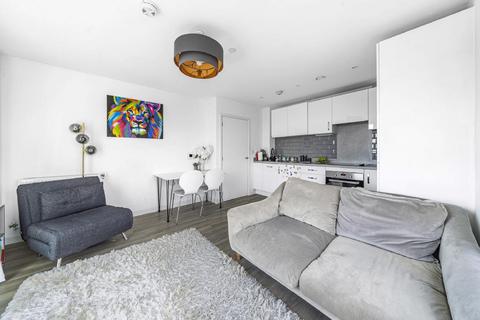 2 bedroom flat for sale, Adenmore Road, Catford, London, SE6
