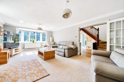 14 Oakhurst Close, Chislehurst, BR7 5LF