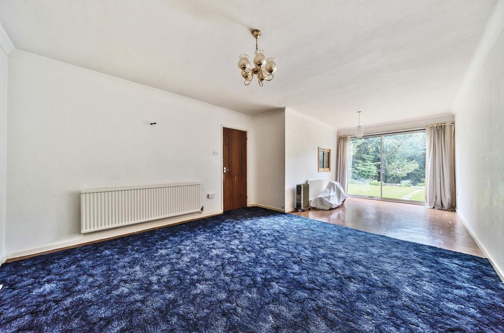 Living/dining room