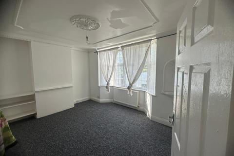 2 bedroom flat to rent, Faircross Avenue, Barking, Essex, IG11