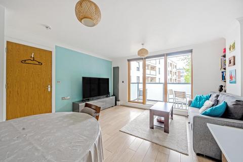 Flat 3, 11 Robsart Street, London, SW9 0AE