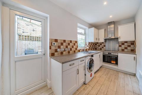 1 bedroom flat for sale, Wandsworth Road, London, SW8